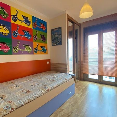 Ferienwohnung Enfoz Con Parking Y A La Orilla Del Mar Exterior foto