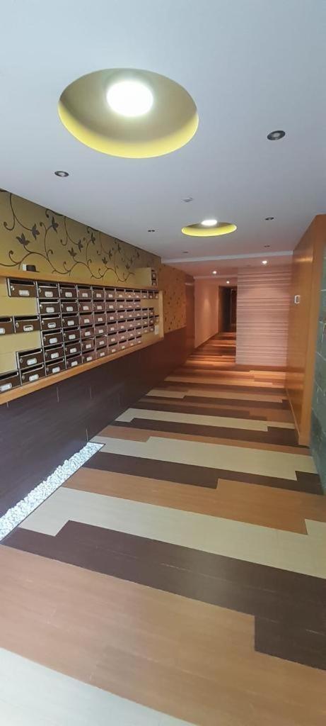 Ferienwohnung Enfoz Con Parking Y A La Orilla Del Mar Exterior foto